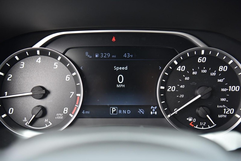 Nissan Frontier Vehicle Image 15