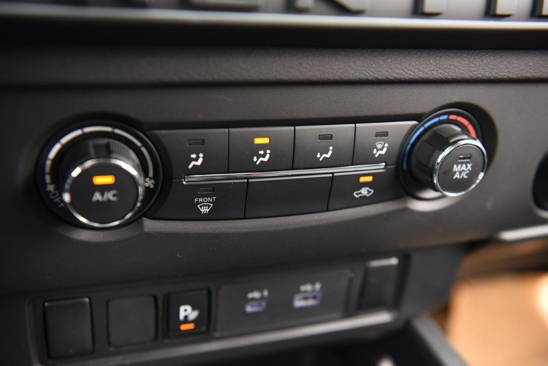 Nissan Frontier Vehicle Image 17