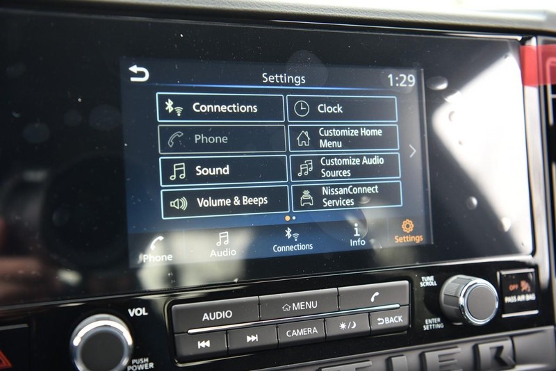 Nissan Frontier Vehicle Image 20