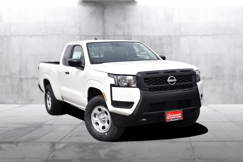 Nissan Frontier Vehicle Image 02