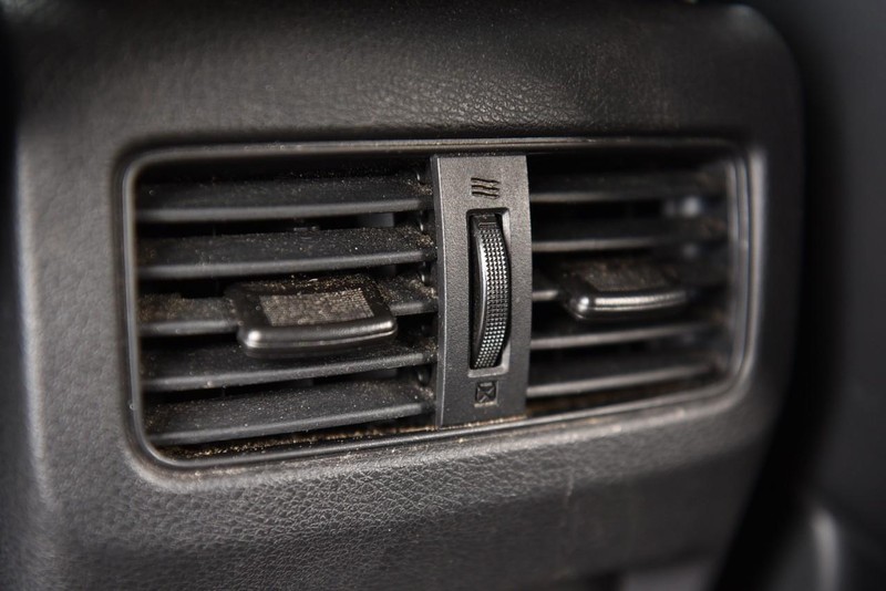Nissan Rogue Vehicle Image 22