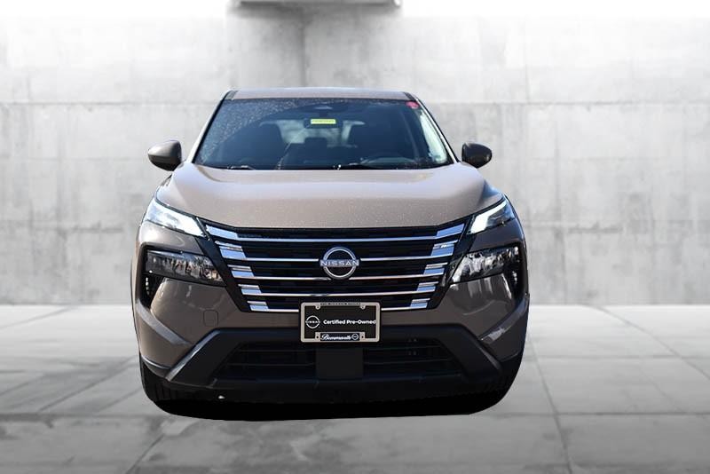 Nissan Rogue Vehicle Image 04