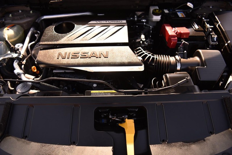 Nissan Rogue Vehicle Image 25