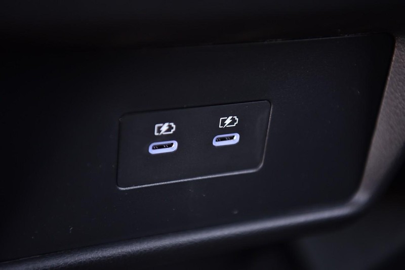Nissan Rogue Vehicle Image 22