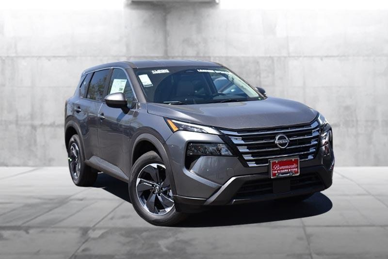 Nissan Rogue Vehicle Image 02
