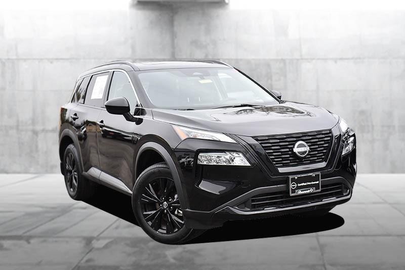 Nissan Rogue Vehicle Image 02