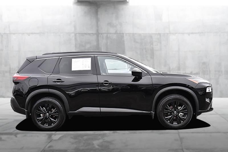 Nissan Rogue Vehicle Image 05