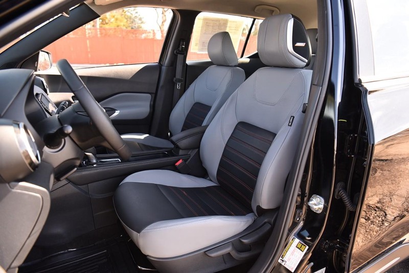 Nissan Kicks Vehicle Image 18