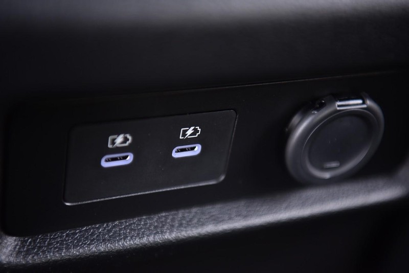 Nissan Armada Vehicle Image 32
