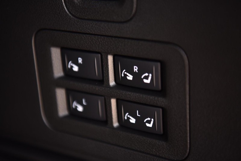 Nissan Armada Vehicle Image 36