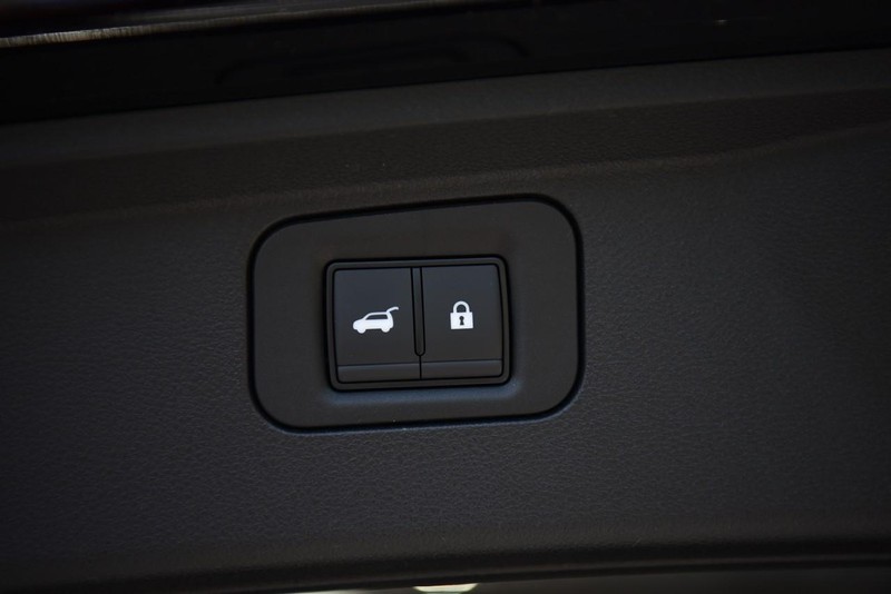 Nissan Armada Vehicle Image 37