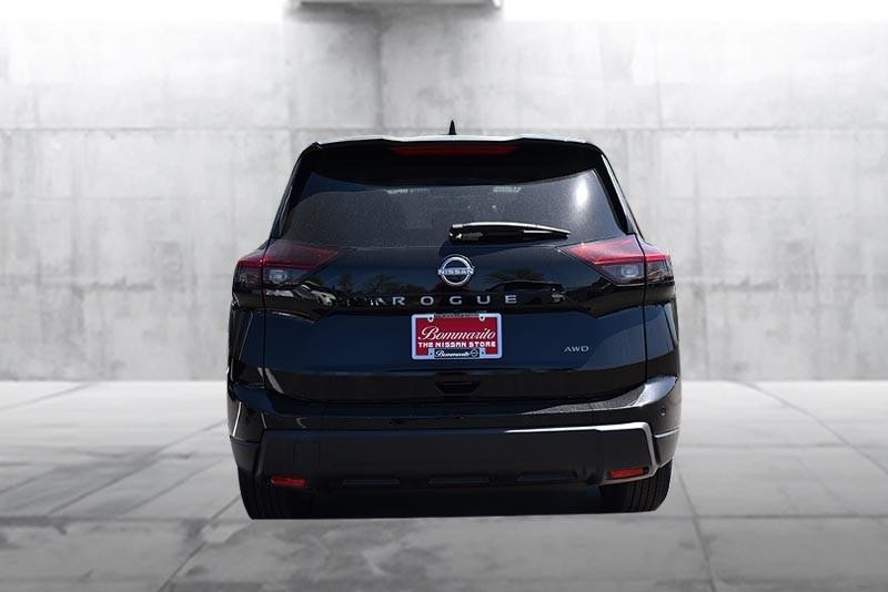 Nissan Rogue Vehicle Image 06