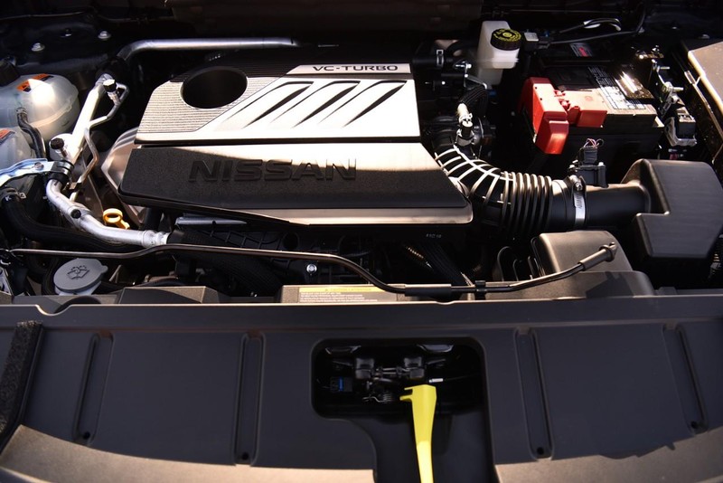 Nissan Rogue Vehicle Image 25
