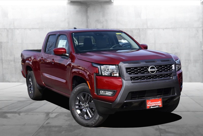Nissan Frontier Vehicle Image 02