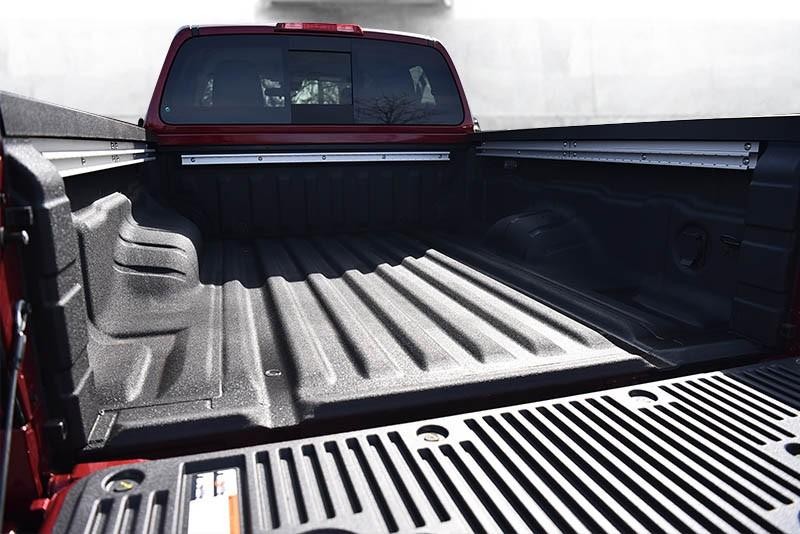 Nissan Frontier Vehicle Image 07