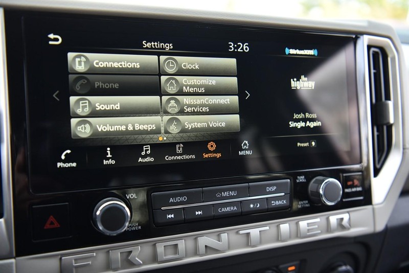Nissan Frontier Vehicle Image 18