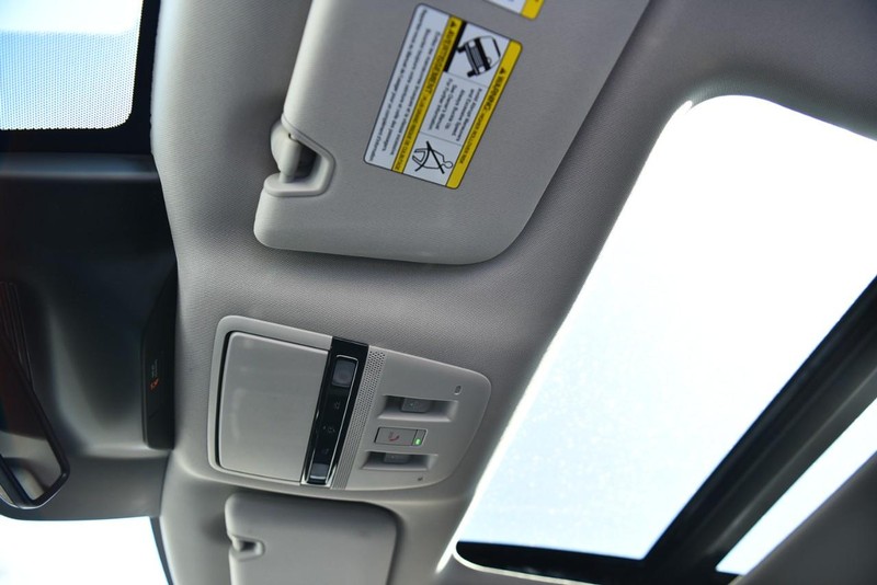 Nissan Murano Vehicle Image 23
