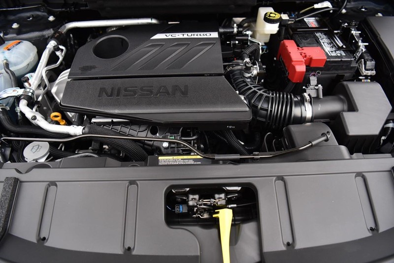 Nissan Rogue Vehicle Image 25