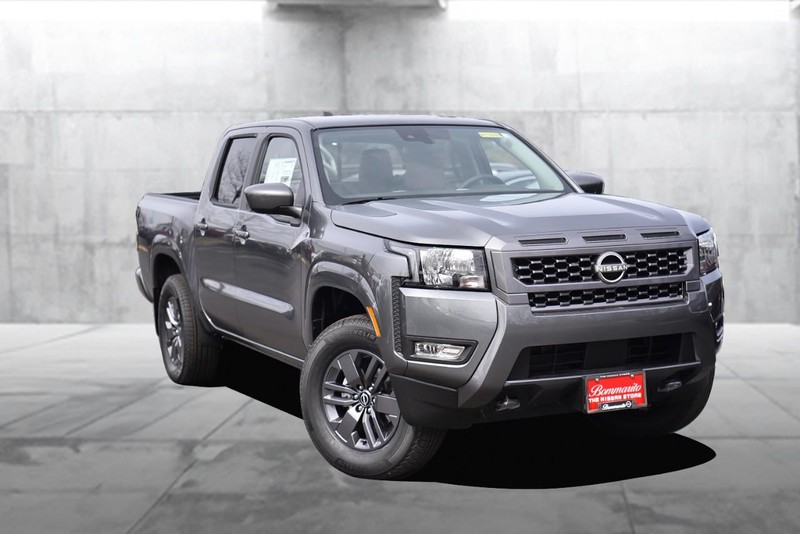 Nissan Frontier Vehicle Image 02
