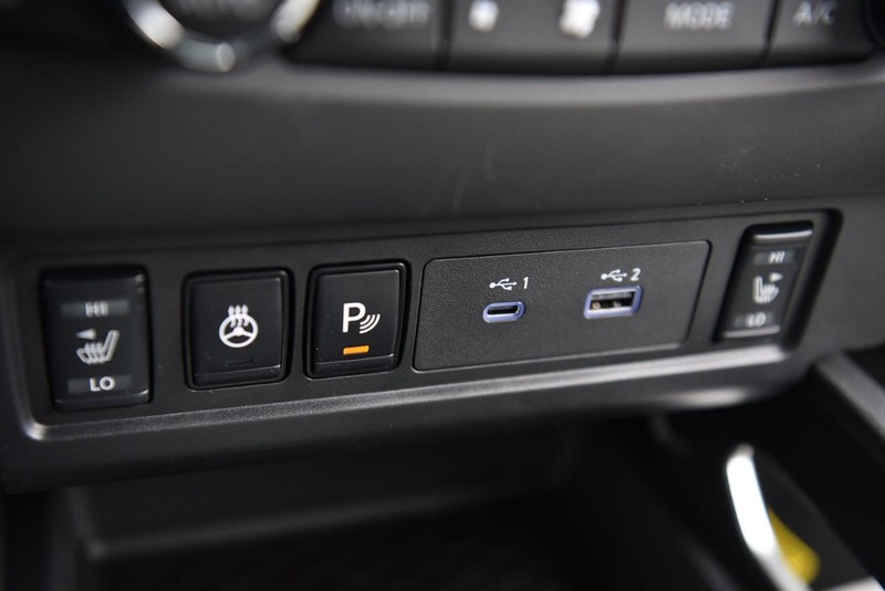 Nissan Frontier Vehicle Image 17