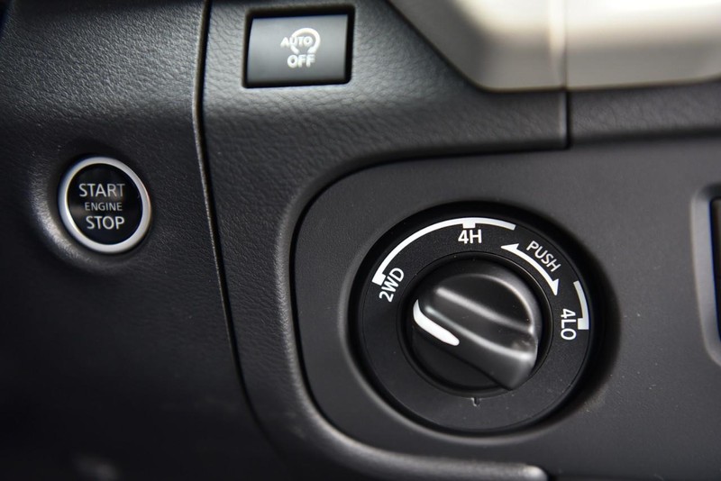 Nissan Frontier Vehicle Image 18