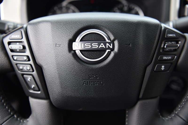 Nissan Frontier Vehicle Image 20
