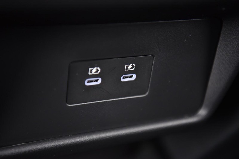 Nissan Rogue Vehicle Image 22