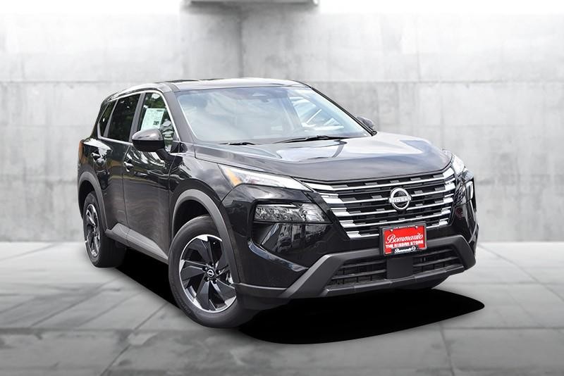 Nissan Rogue Vehicle Image 02