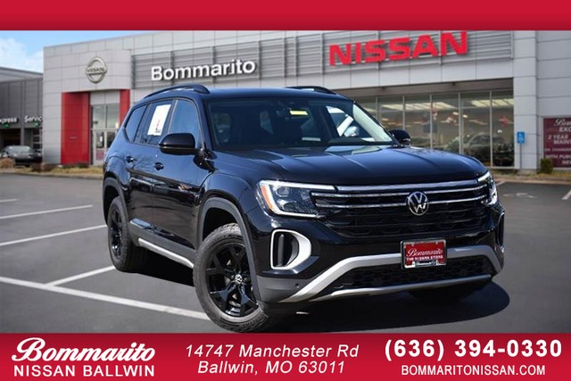 2024 Volkswagen Atlas 2.0T Peak Edition SE w/Technology at Bommarito Nissan West in Ballwin MO