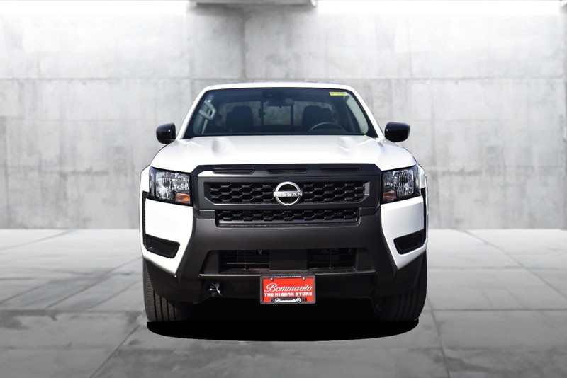 Nissan Frontier Vehicle Image 04