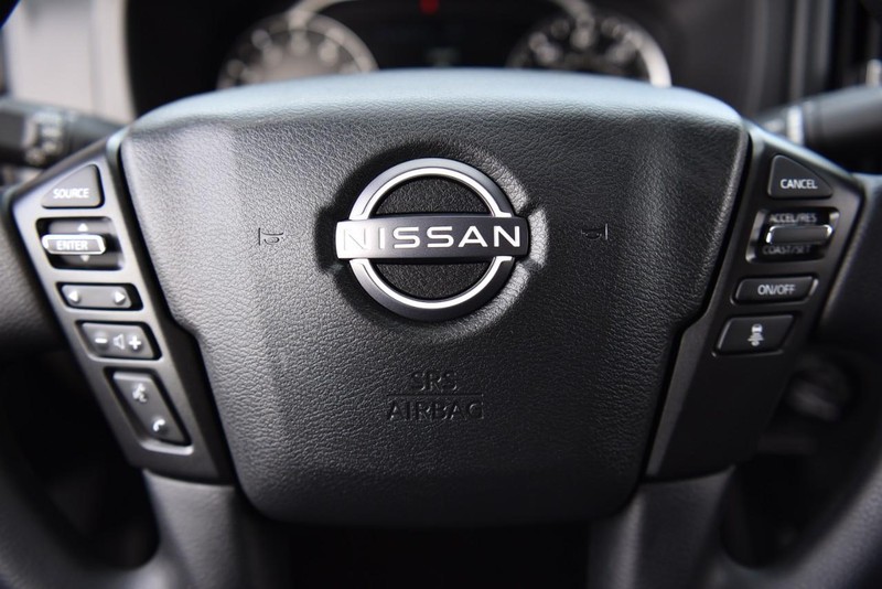 Nissan Frontier Vehicle Image 19