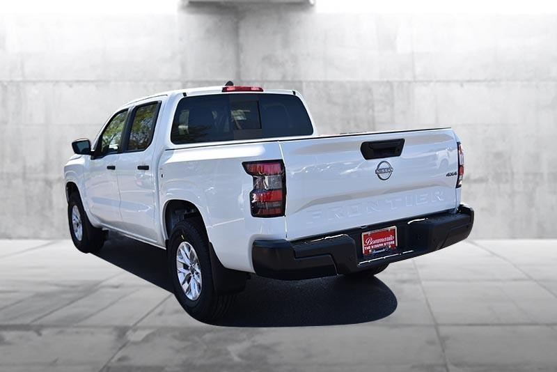 Nissan Frontier Vehicle Image 08