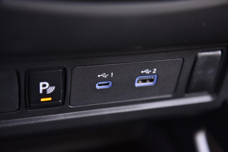 Nissan Frontier Vehicle Image 17