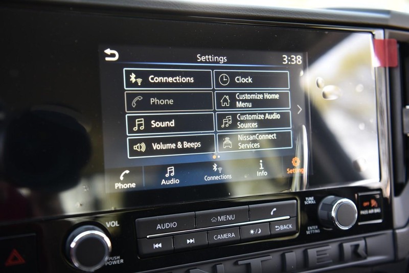Nissan Frontier Vehicle Image 19