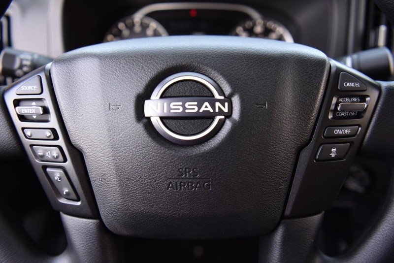 Nissan Frontier Vehicle Image 20