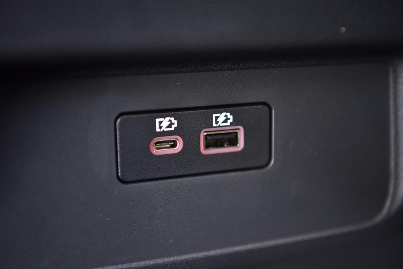 Nissan Frontier Vehicle Image 24