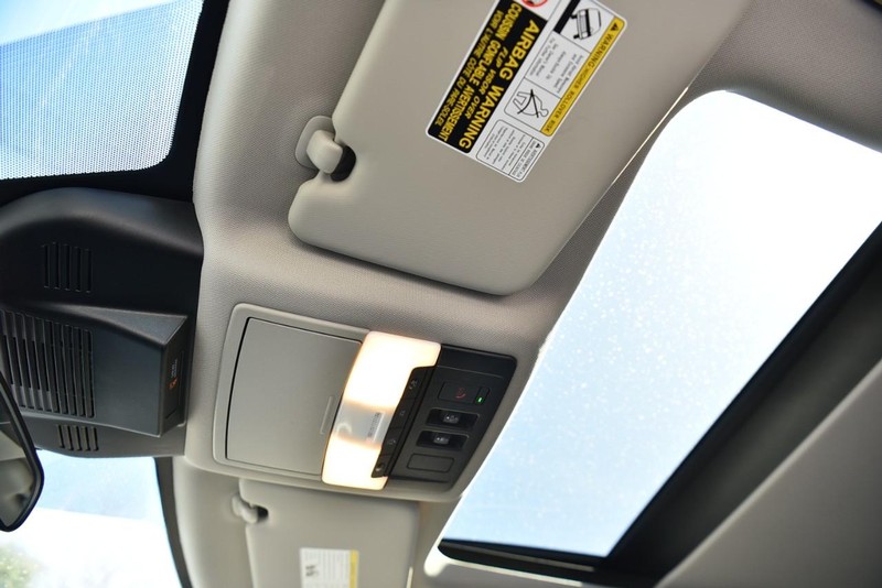Nissan Rogue Vehicle Image 20