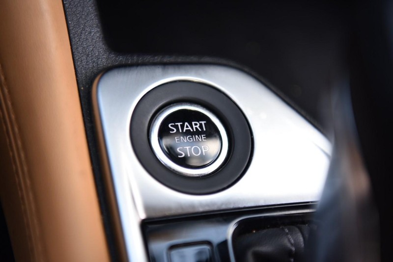 Nissan Sentra Vehicle Image 16