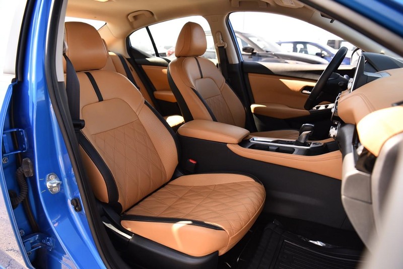 Nissan Sentra Vehicle Image 20