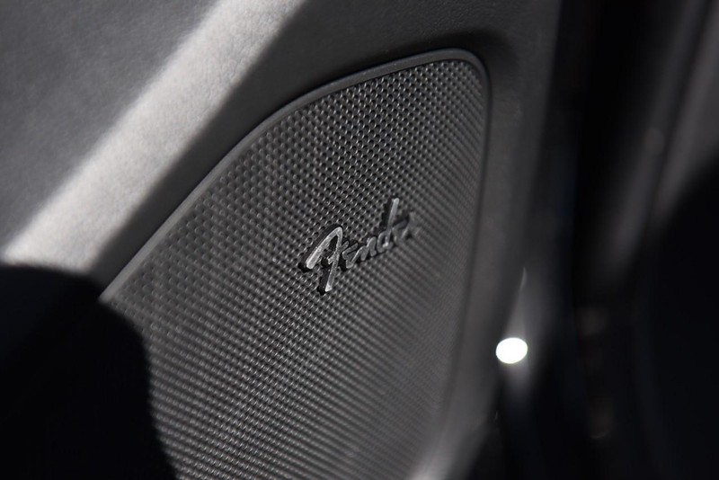 Nissan Frontier Vehicle Image 10