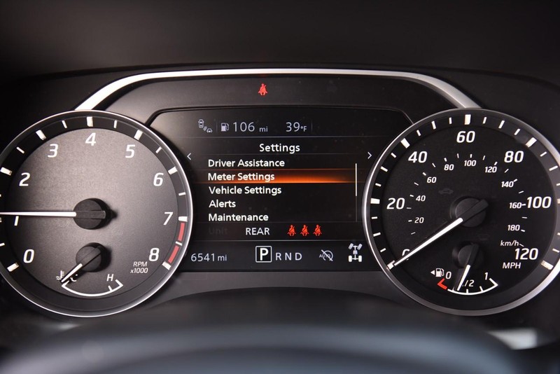 Nissan Frontier Vehicle Image 14
