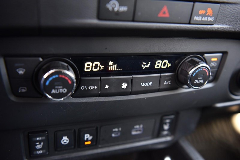Nissan Frontier Vehicle Image 16