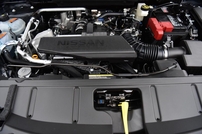 Nissan Rogue Vehicle Image 23