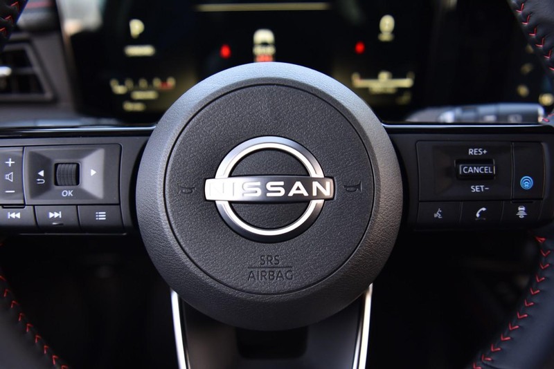 Nissan Kicks Vehicle Image 19
