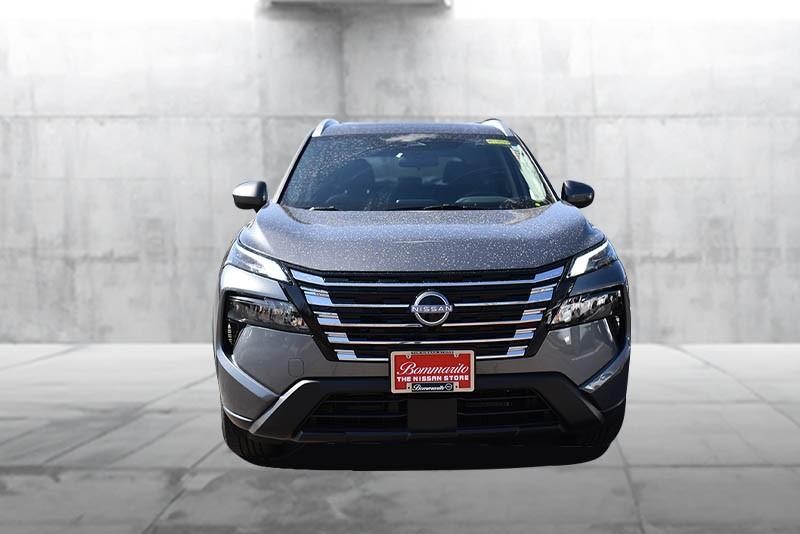Nissan Rogue Vehicle Image 04