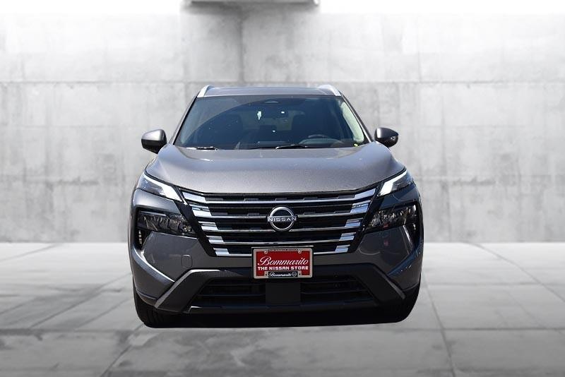 Nissan Rogue Vehicle Image 04