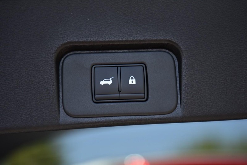 Nissan Rogue Vehicle Image 26