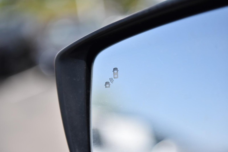 Nissan Versa Vehicle Image 10