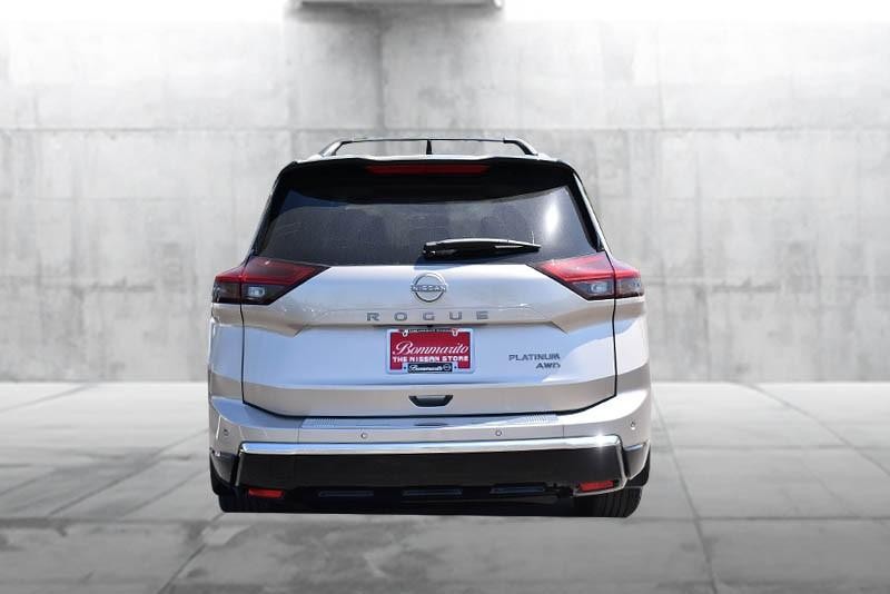 Nissan Rogue Vehicle Image 06