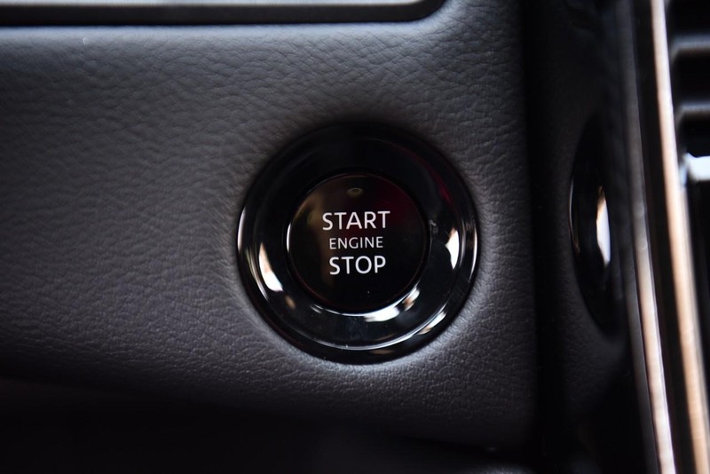 Nissan Armada Vehicle Image 22